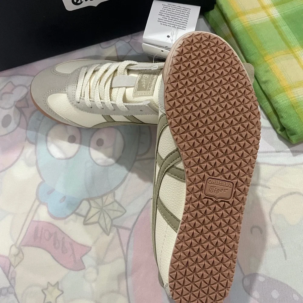 Onitsuka Tiger Cream & Sage Mexico 66 Sneaker